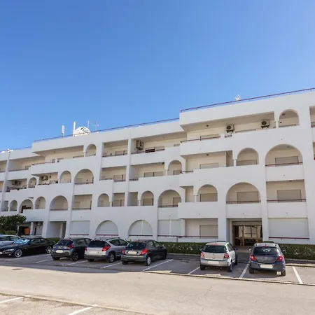 Apartment Andorinha 2 Bedroom Apart-close To The Sea-algarve Porches (Algarve)