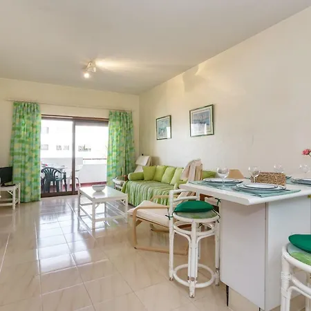 Andorinha 2 Bedroom Apart-close To The Sea-algarve * Porches (Algarve)