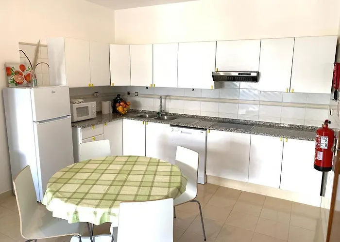 Appartamento Andorinha 2 Bedroom Apart-close To The Sea-algarve Porches (Algarve)