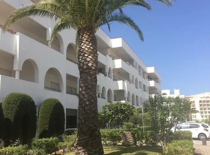 Andorinha 2 Bedroom Apart-close To The Sea-algarve Porches (Algarve)